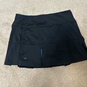 Bolle Navy Black Pleated Skirt